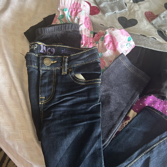 10 Piece Girls 4/4T Clothing Bundle - Picture 6 of 9